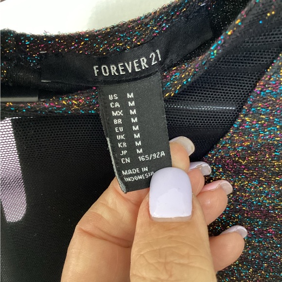 Forever 21 Black Long Sleeve Fitted Crop Top - Picture 2 of 6